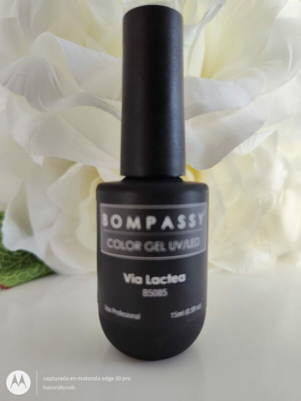 Esmaltes Semipermanentes Bompassy de 15ml.